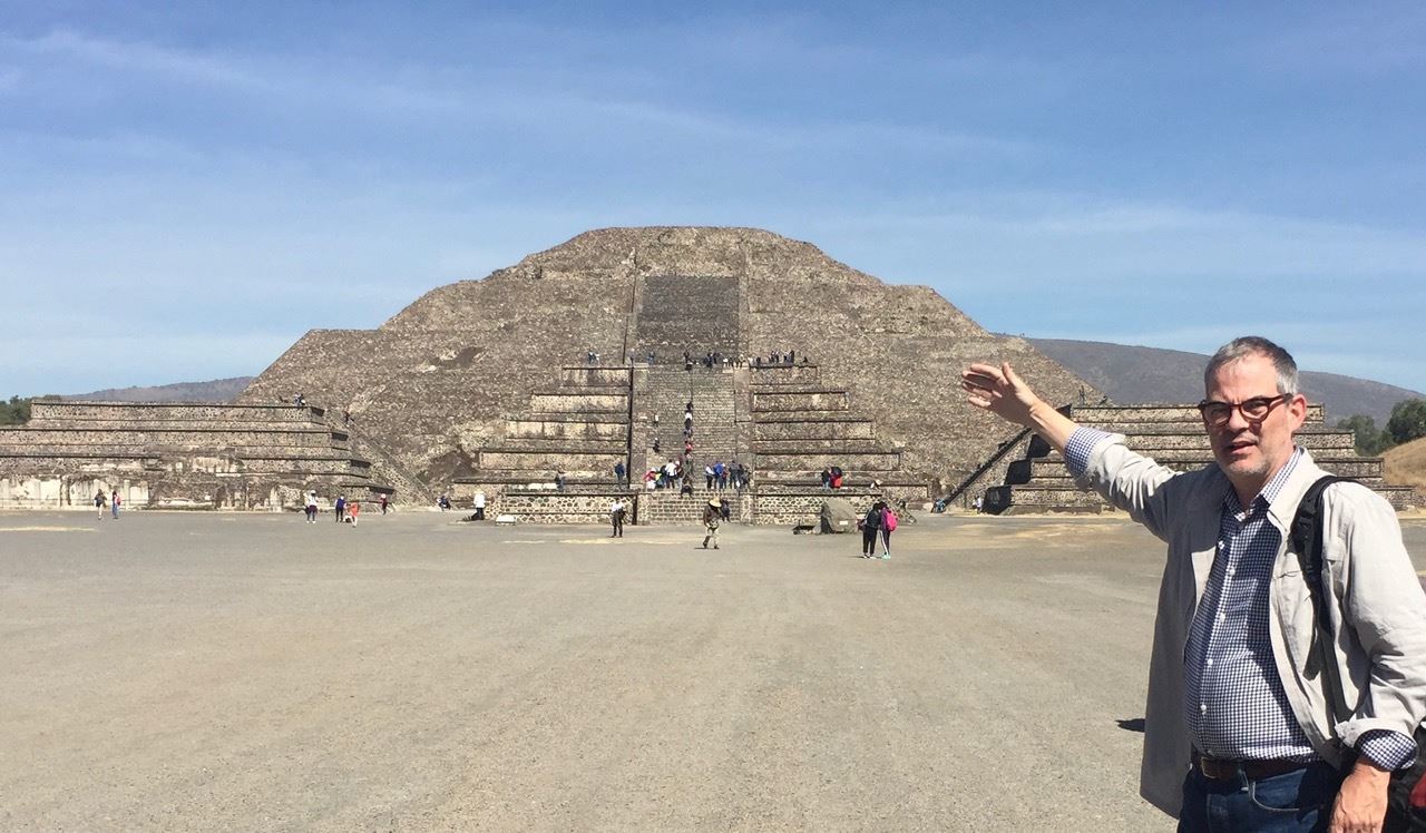 Professor Buckley does his best Vincent Scully imitation at Teotihuacan. Photo courtesy of Jim Buckley.